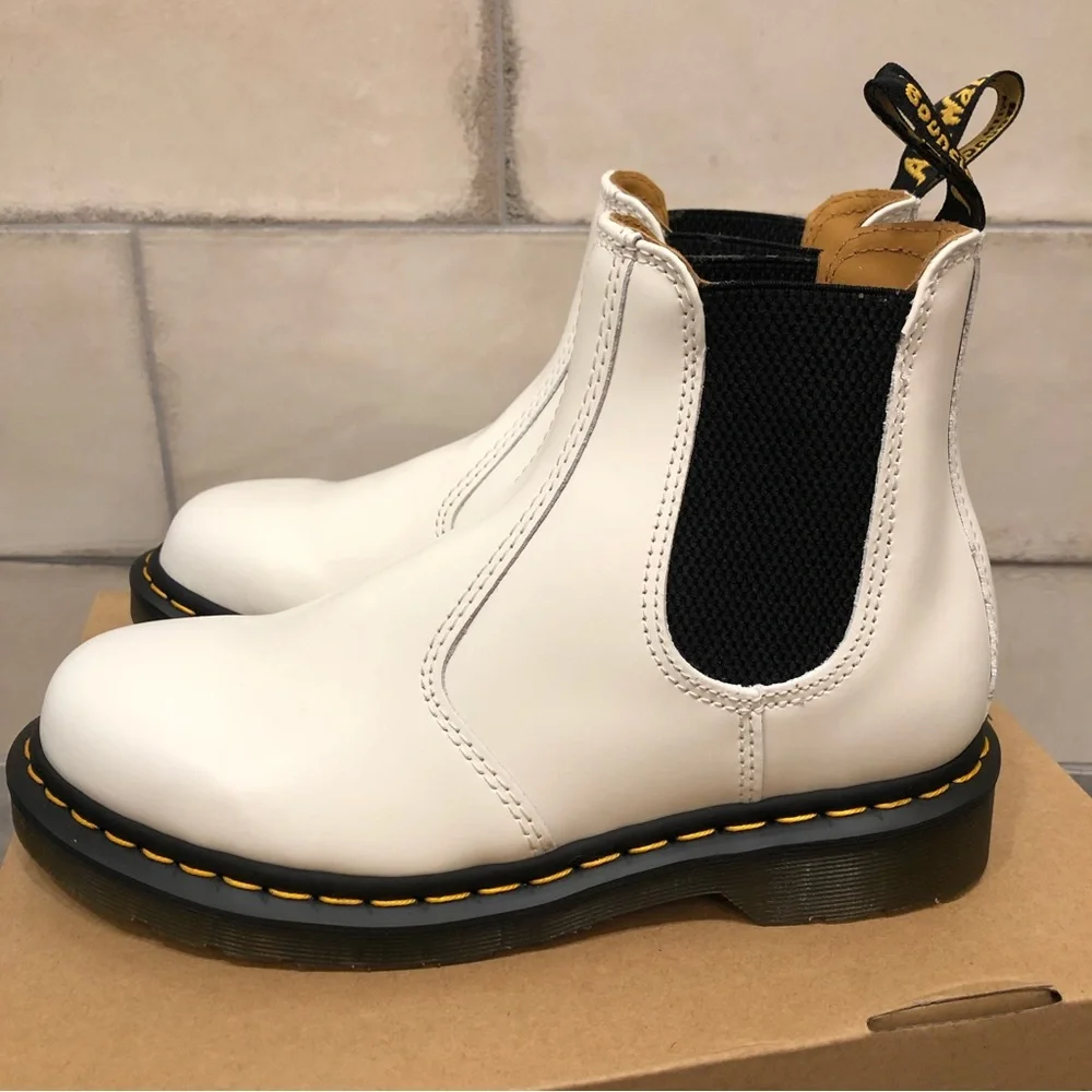 Dr Martens white Chelsea boot smooth 2976 YS ankle boot bootie elastic - Picture 5 of 7